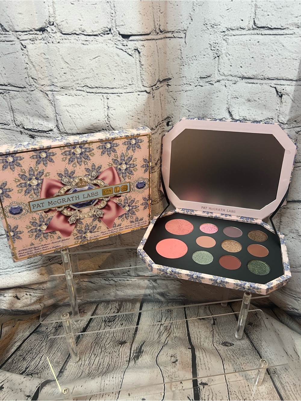 Limited Edition- NIB!! Pat McGrath + Bridgerton Blush & Eyeshadow Palette